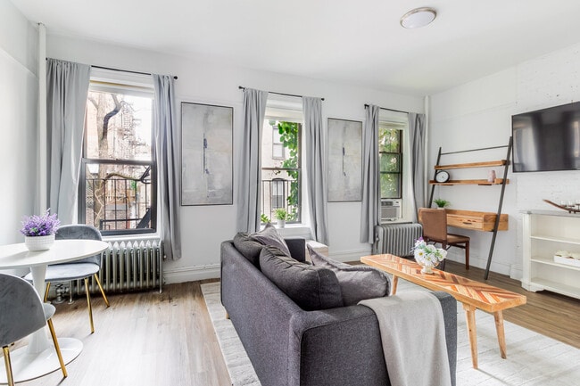 Photo - 177 Waverly Pl Unidad FL3-ID1075286P