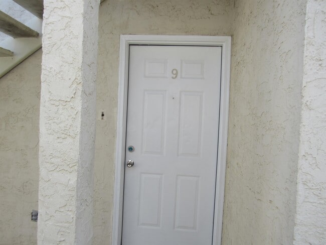 Photo - 104 Belaire Dr Unit 9