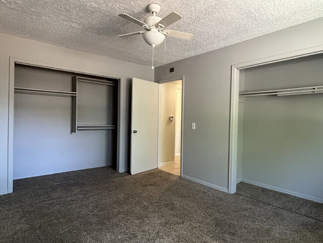 Photo - 2 Bedroom- Walking Distance to OSU Campus!!