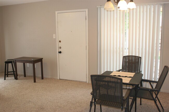 Photo - 16303 Lyons School Rd