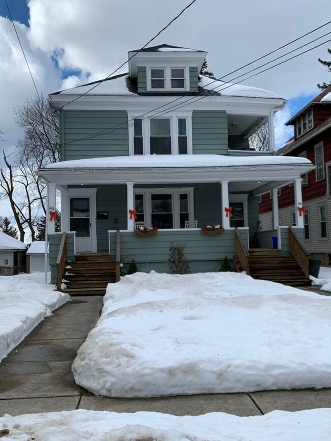 Front - 144 Forest Hill Dr Unit 144