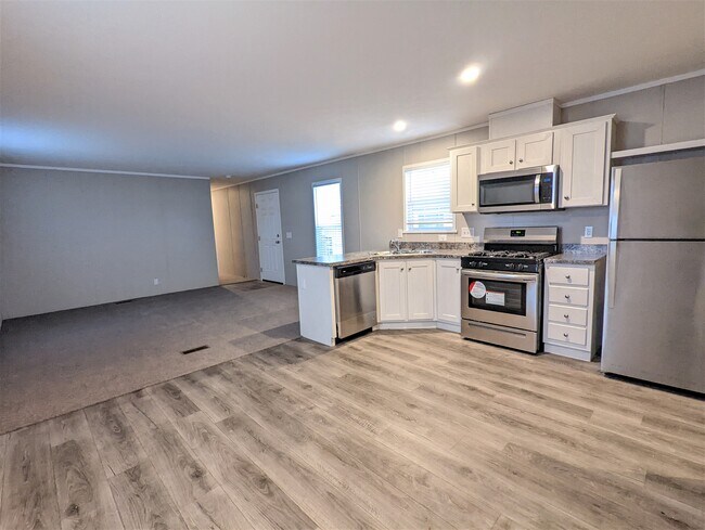 Photo - 677 Oregon St Casa