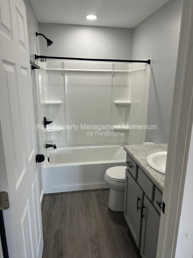 Photo - 12588 Kentucky Rd