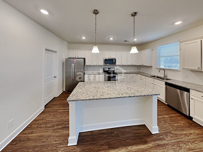 Photo - 4261 Longfellow Dr