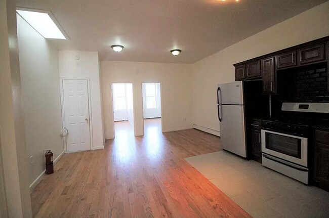 Photo - 196 Utica Ave Apartments Unit 2