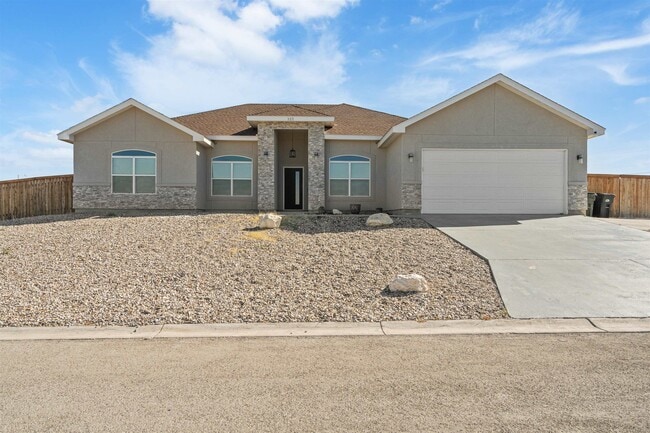 Building Photo - 122 Little Bighorn Trl