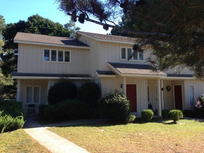 Photo - 2 Woodrum Pl