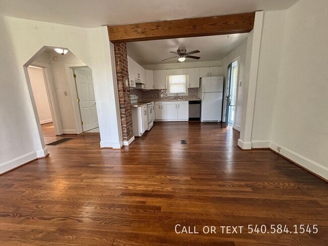 Photo - 950 Morgan Ave SE