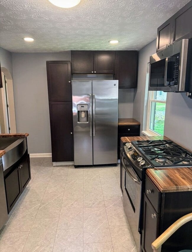 Photo - 8079 W Third St