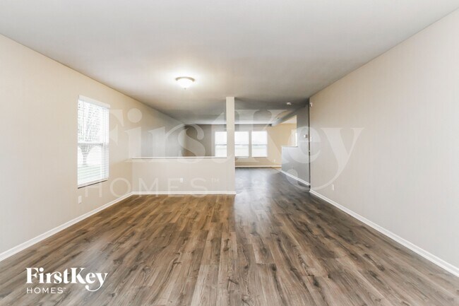 Photo - 1643 Carriage Cir