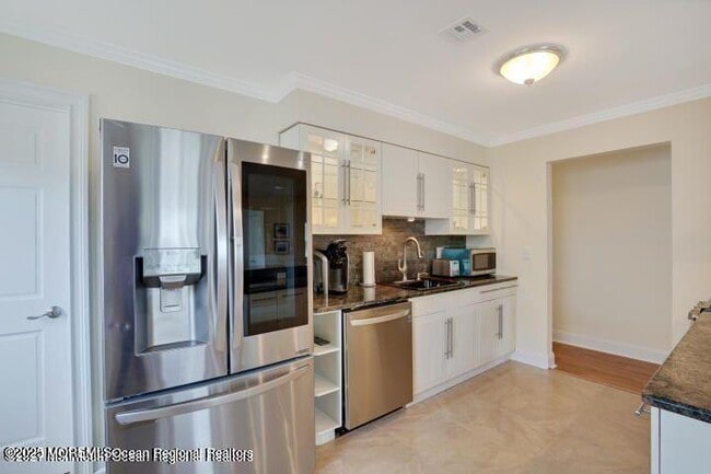 Photo - 68 Berry Pl
