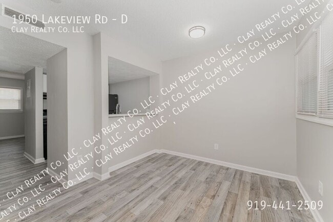 Photo - 1950 Lakeview Rd Unit D
