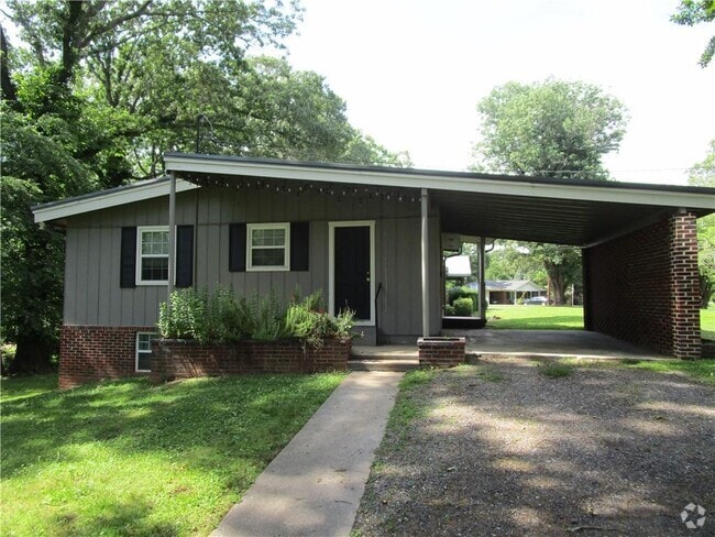Building Photo - 3413 Lakeland Rd Rental