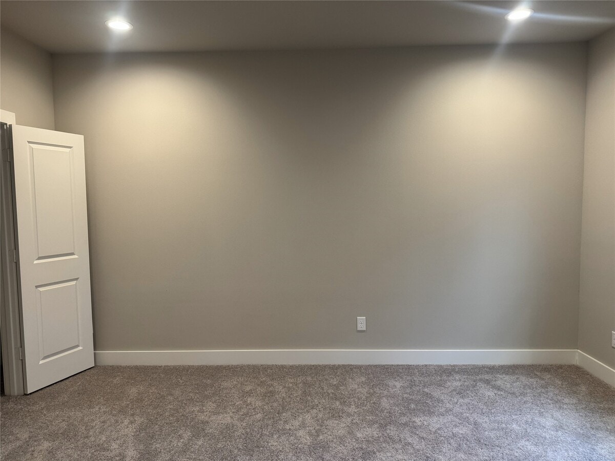 Photo - 540 Janisch Rd