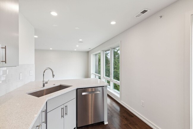 Photo - Luxury 2BD/2BA| Bella Vista Apartment Unit 4