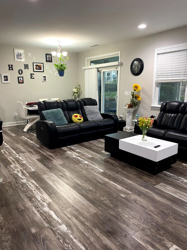 Photo - 520 Buhrstone Dr