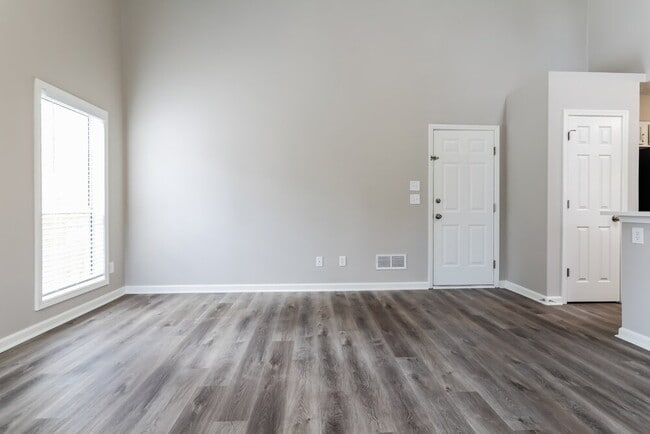 Photo - 25 Karen Camille Dr NW