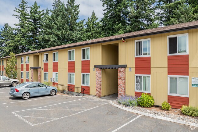 Exterior - Beverly Grove Apartments