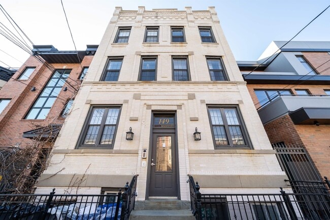 Photo - 149 WEBSTER Ave Unit GL aka B