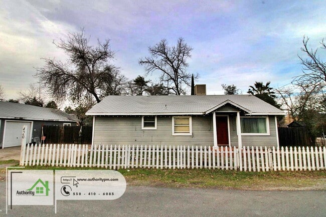 Photo - 420 Beagle Ln