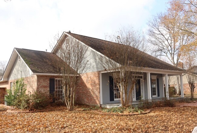 Photo - Large Single Family Home in Great Neighborhood