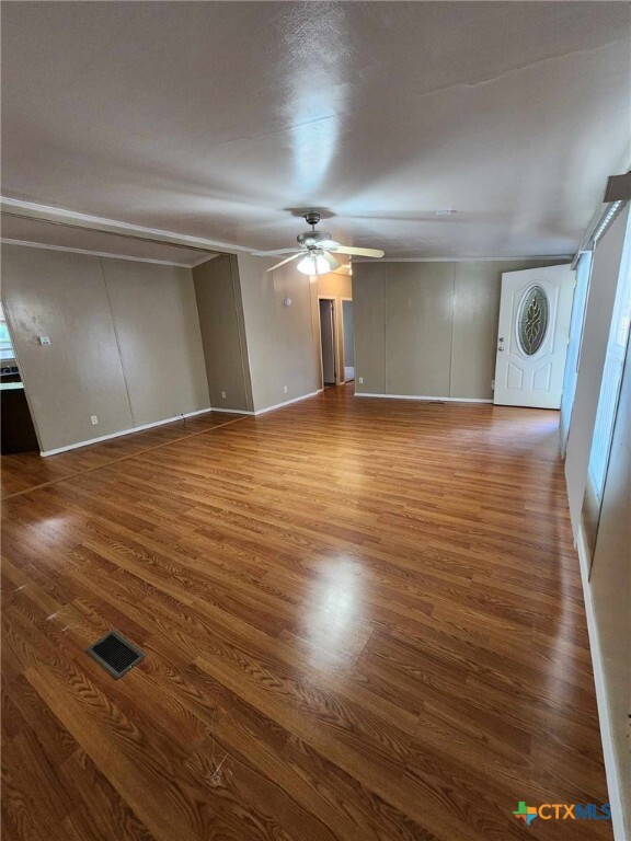 Building Photo - 922 Ashwood Dr