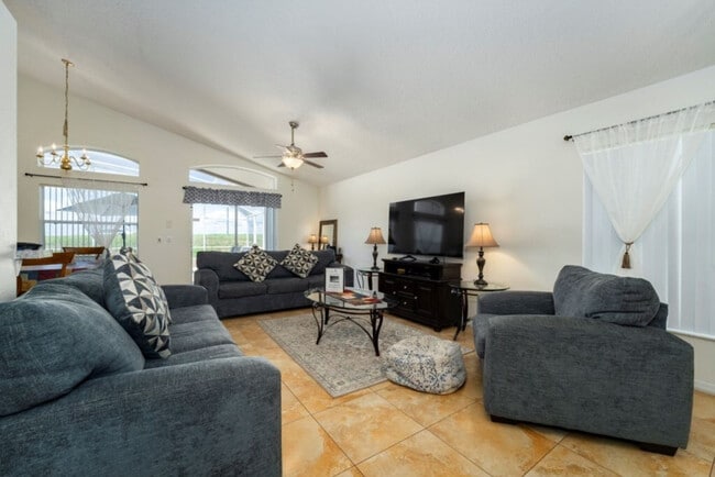 Photo - 447 High Point Dr Apartamento Unidad ID1285826P
