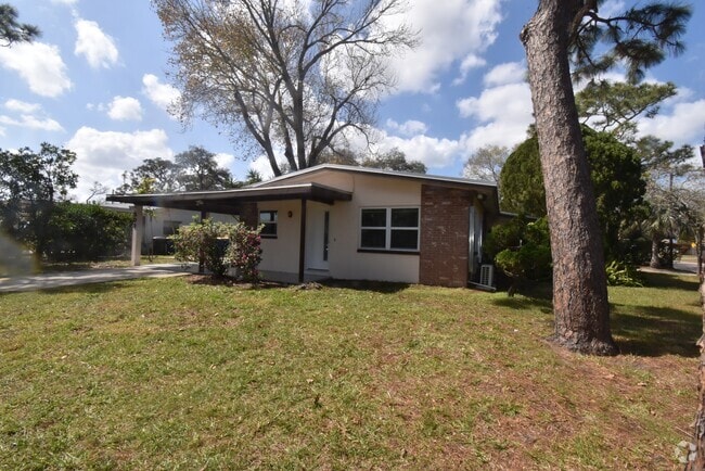 Building Photo - 508 N Jupiter Ave Rental