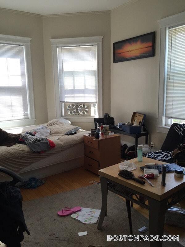 Photo - 154 Magazine St Apartment Unit 21