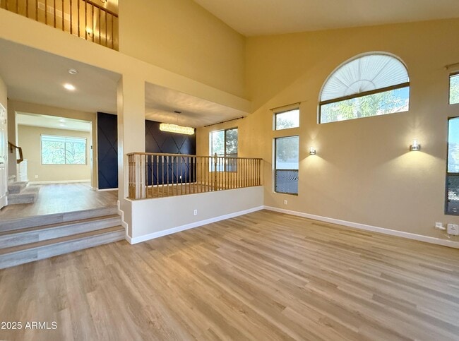 Photo - 1432 S Apache Dr