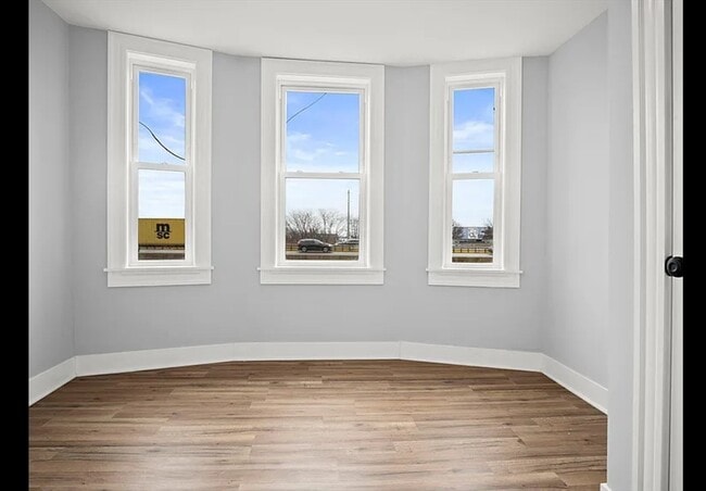 2 Redfield St Unit 3