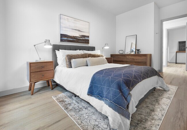 Photo - Raymond Block