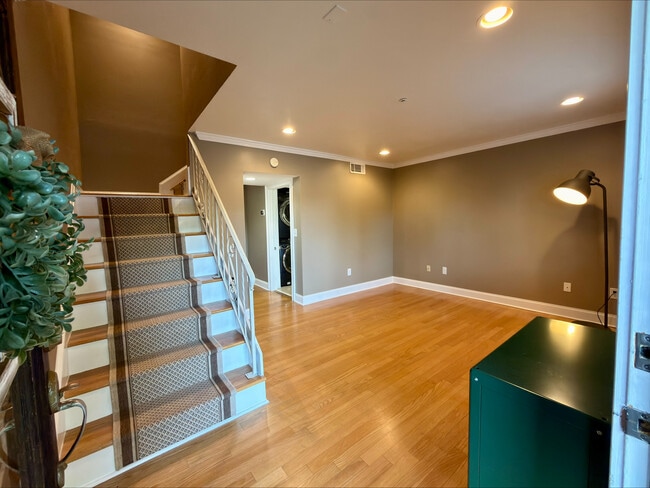 131 Rondak Cir SE
