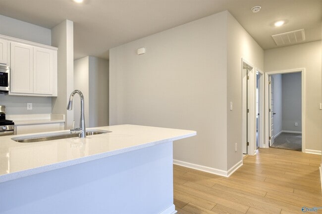 Photo - 12392 Whitcomb Cir