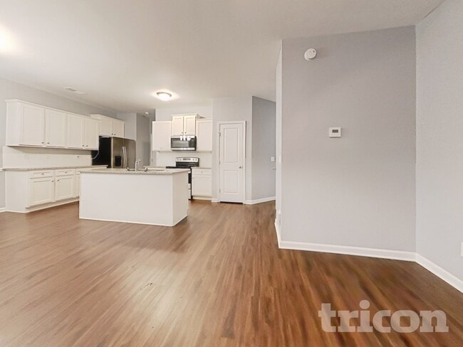 Photo - 2271 Wentworth Park Dr