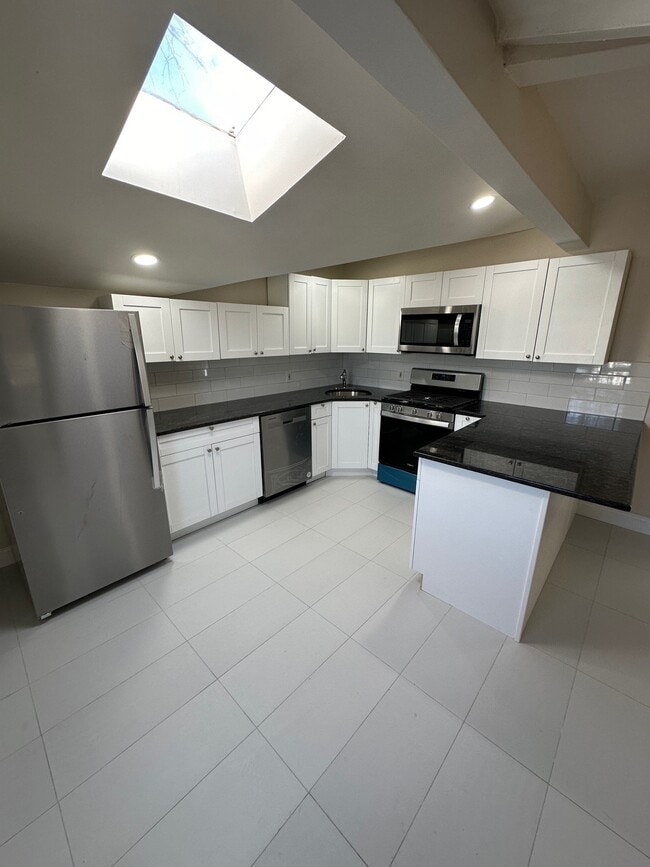 Photo - 9 Hobart Pl