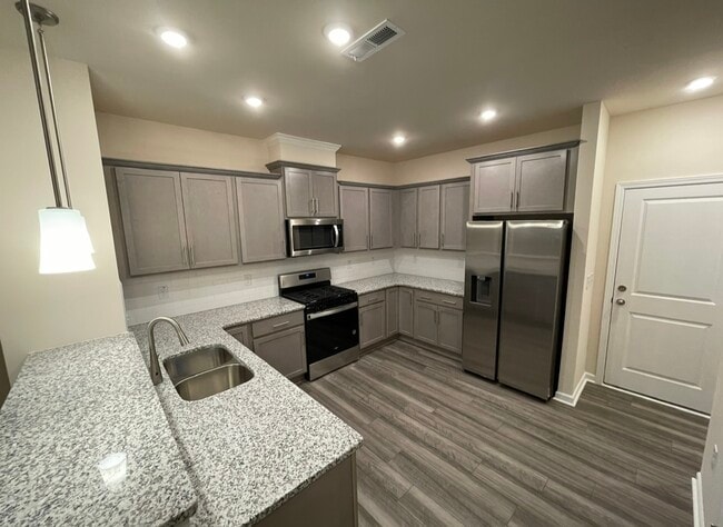 Photo - 228 Ribbon Rail St
