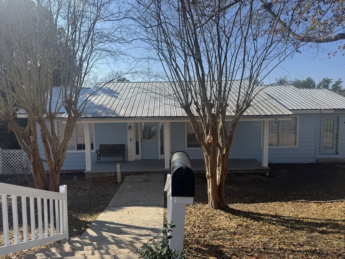 Photo - 4379 Dial St