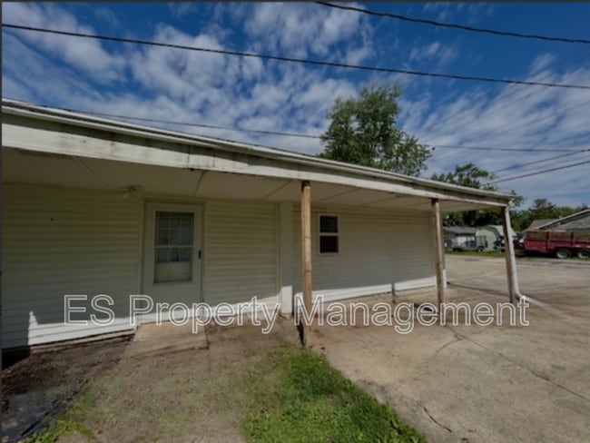 Building Photo - 1408 Holland St