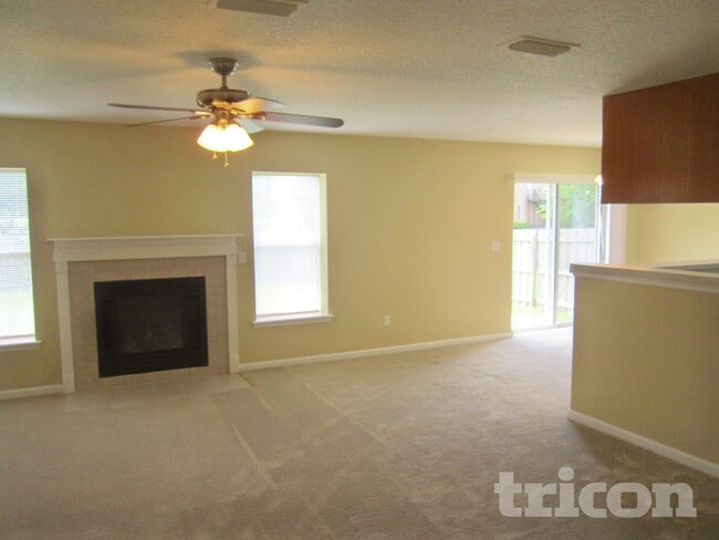 7644 Arancio Dr