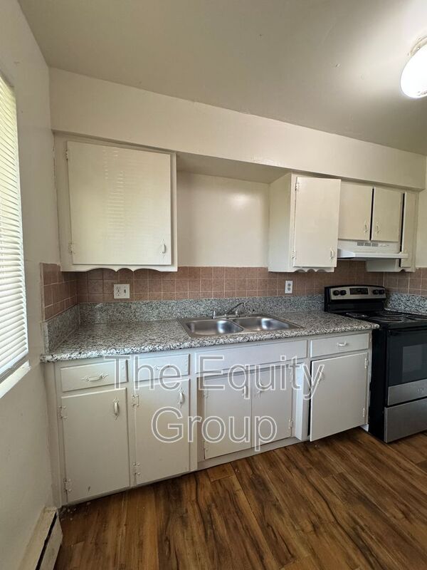Photo - 352 S Blackstone St Unit 6