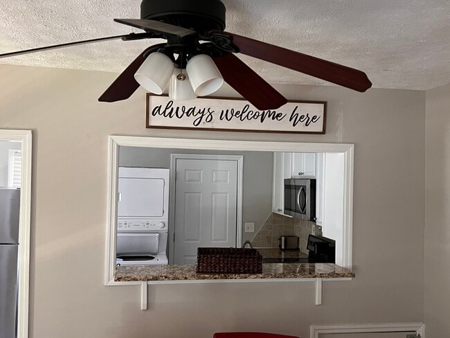 Photo - 3813 Howard Ave