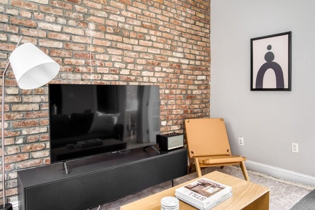 Photo - 219 E 28th St Unit 5D