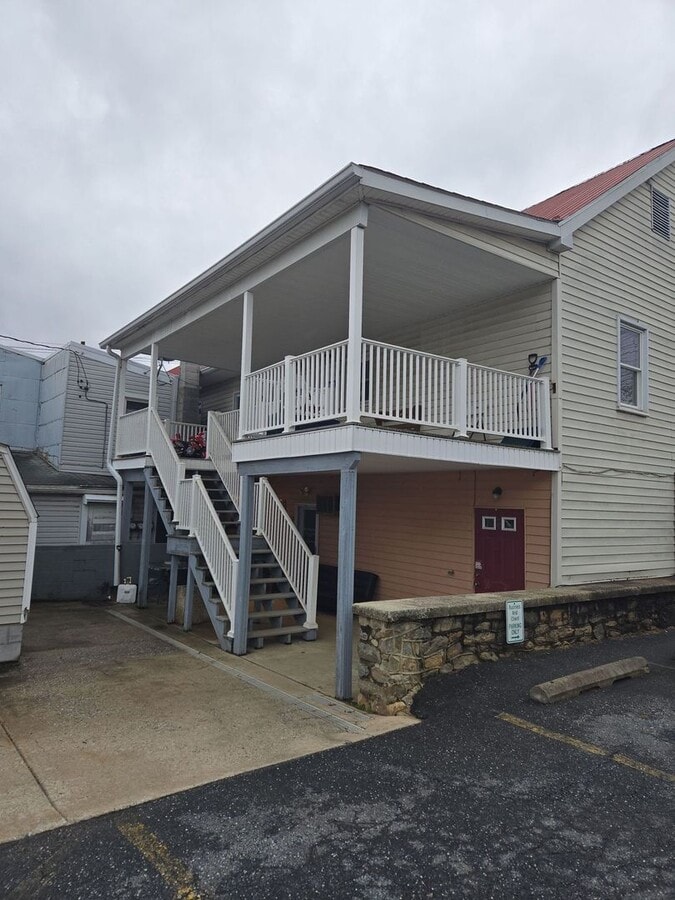 2-6 N Church St, Residential - 2-6 N Church St, Residential Unit 4 2
