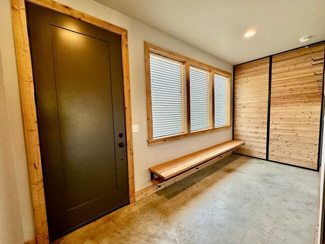 Photo - 121 E 26th Ave Unit 1