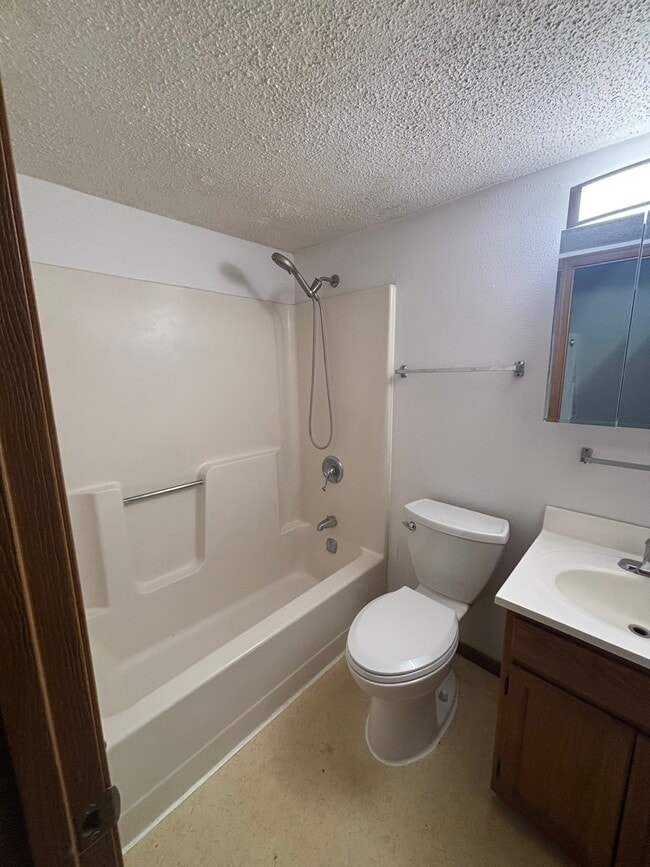 Photo - 1605 N Main St Unit B