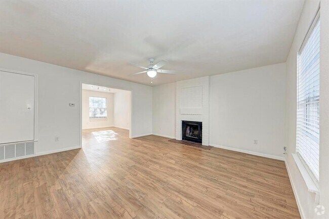 Building Photo - 1904 Goodrich Ave Unit 4 Rental