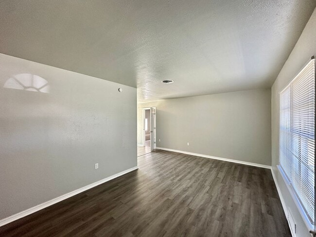 Photo - 1502 NW 47th St