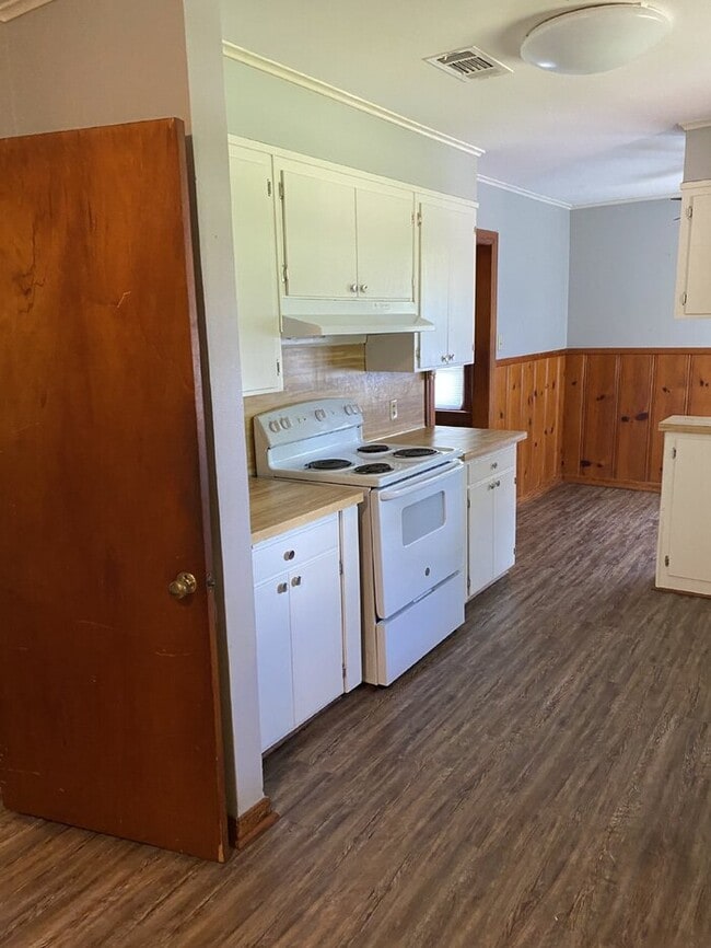 Photo - 1501 W 32nd Ave