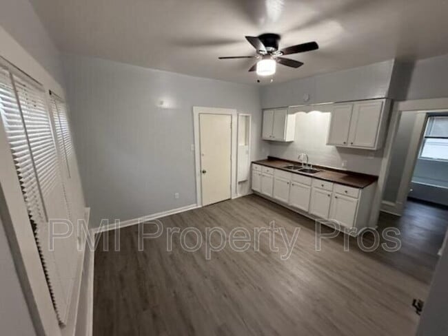 Photo - 3225 N 27th St